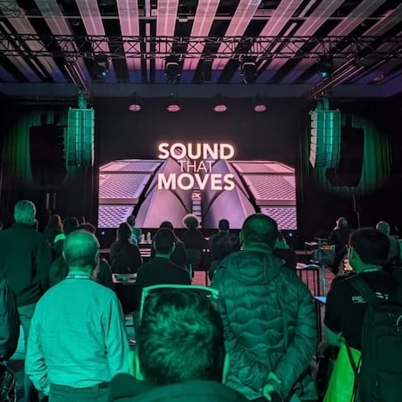 01 Sound That Moves